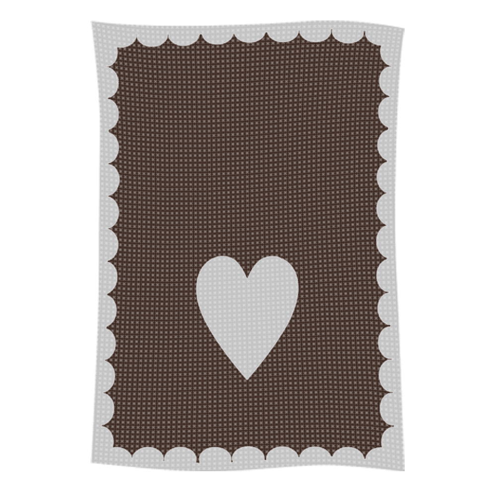 Brown mat with white heart and scalloped border