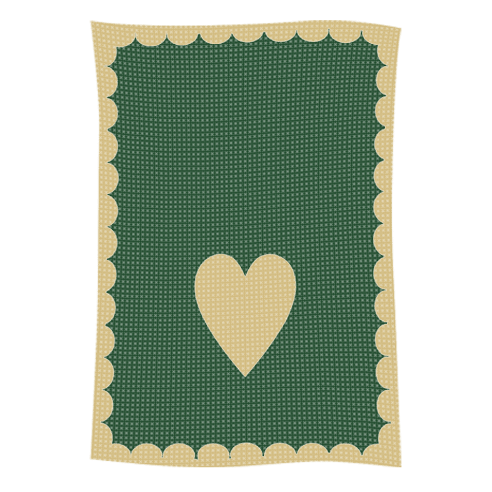 Green card with cream heart and scalloped border